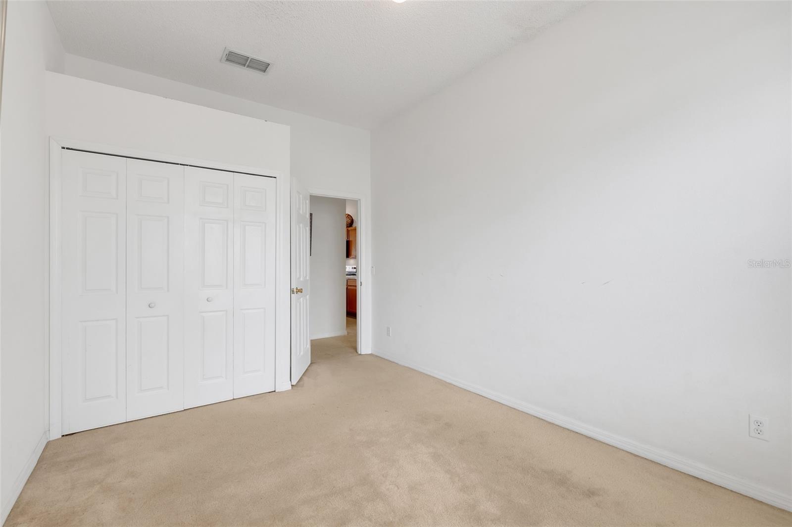 HAMPTON ESTATES - Residential