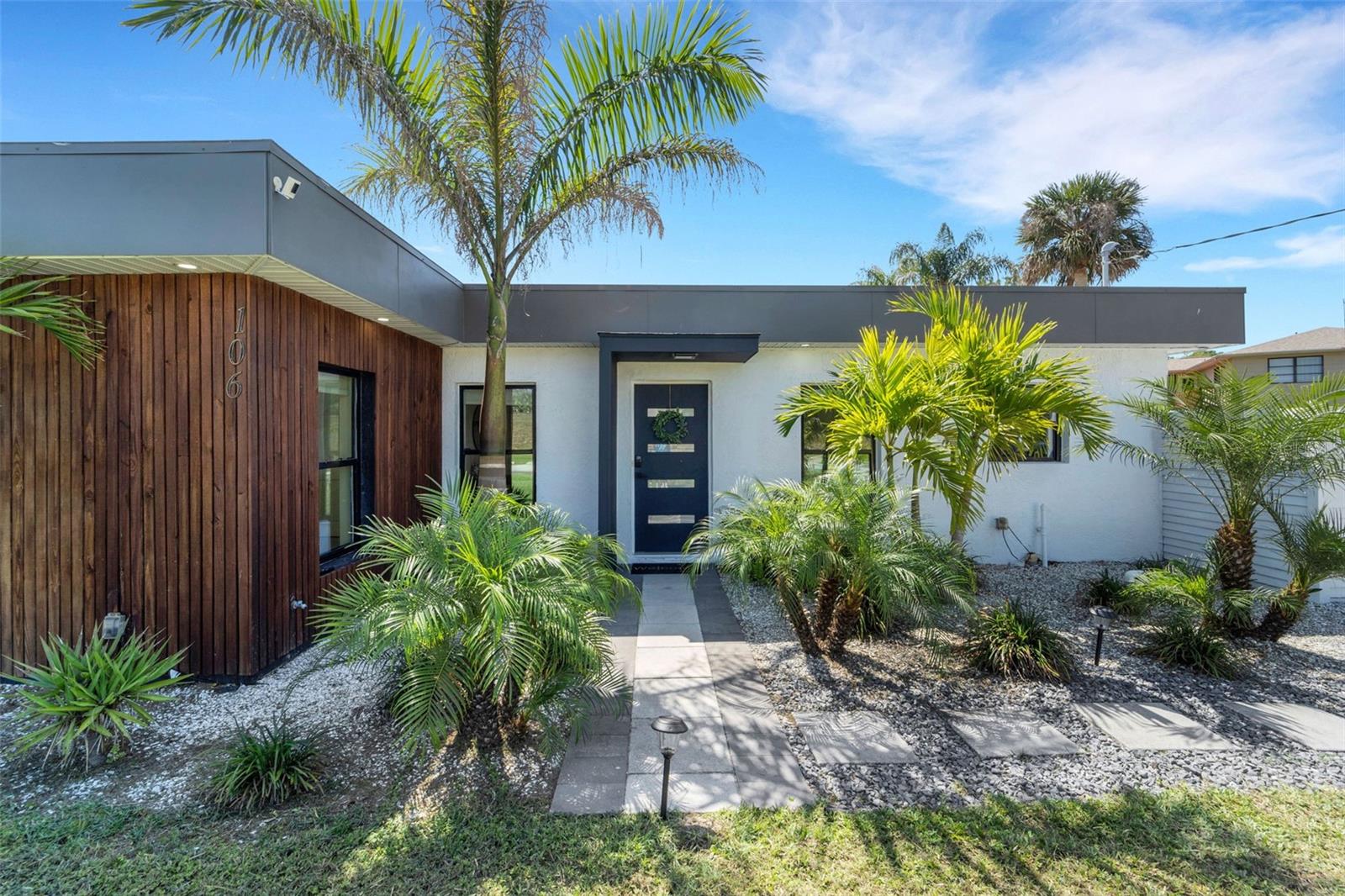 106 PLAYMORE DRIVE