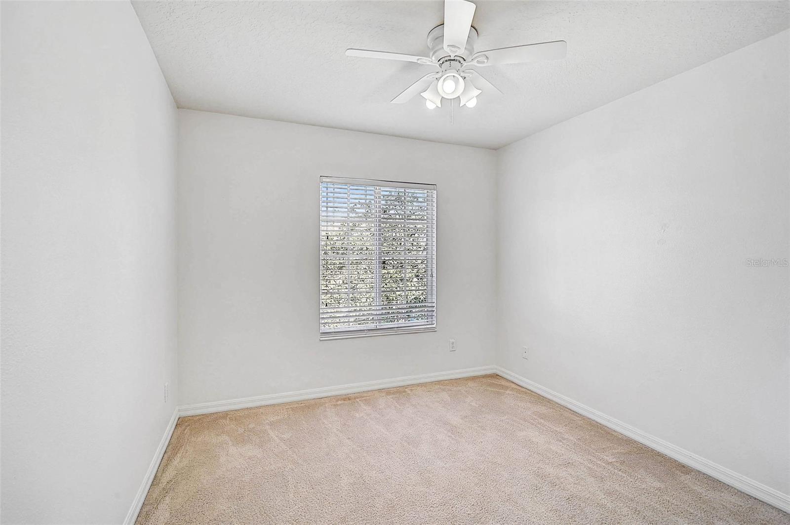 THE TWNHMS AT LIGHTHOUSE COVE IV - Residential