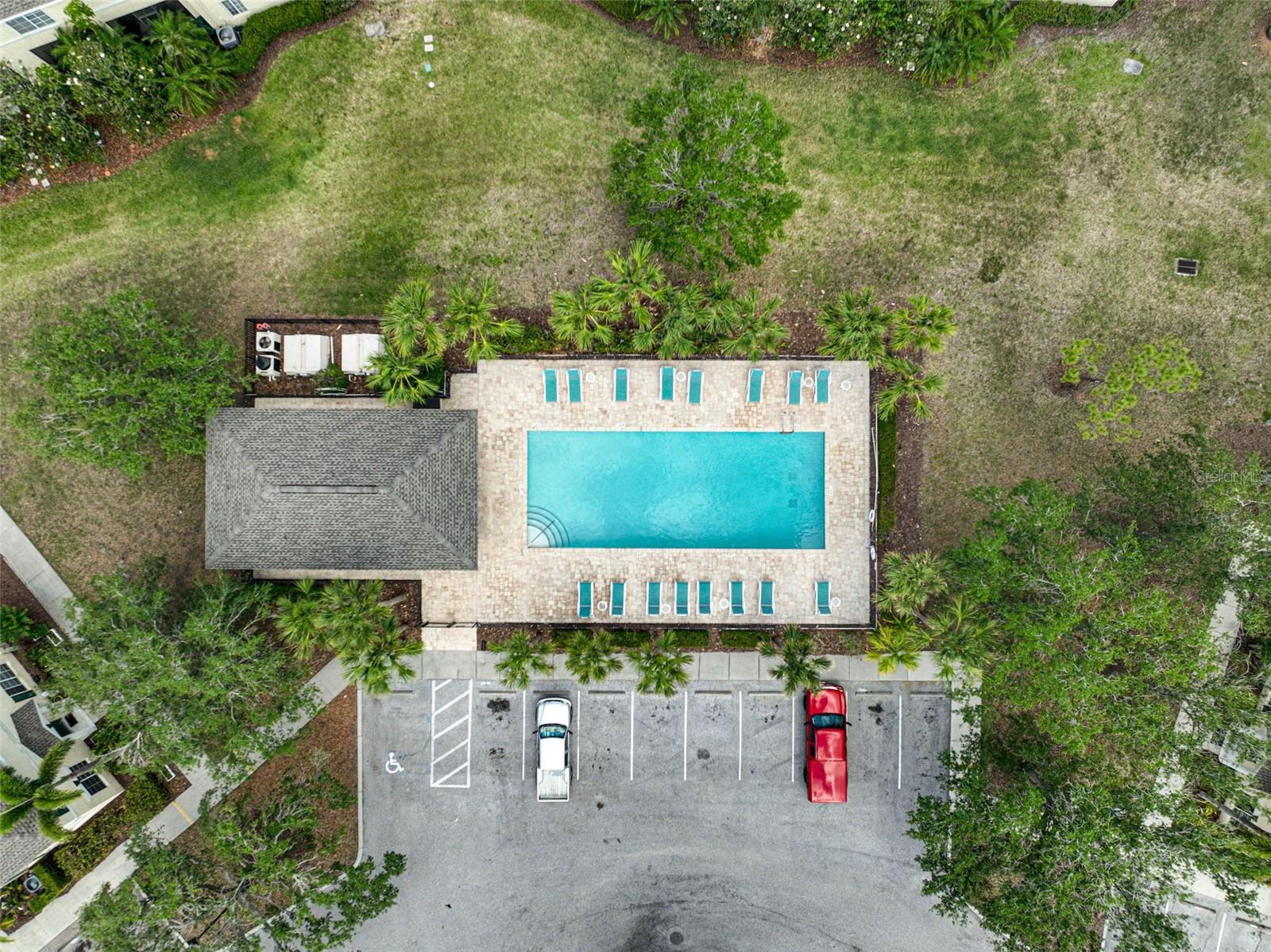 THE TWNHMS AT LIGHTHOUSE COVE IV - Residential