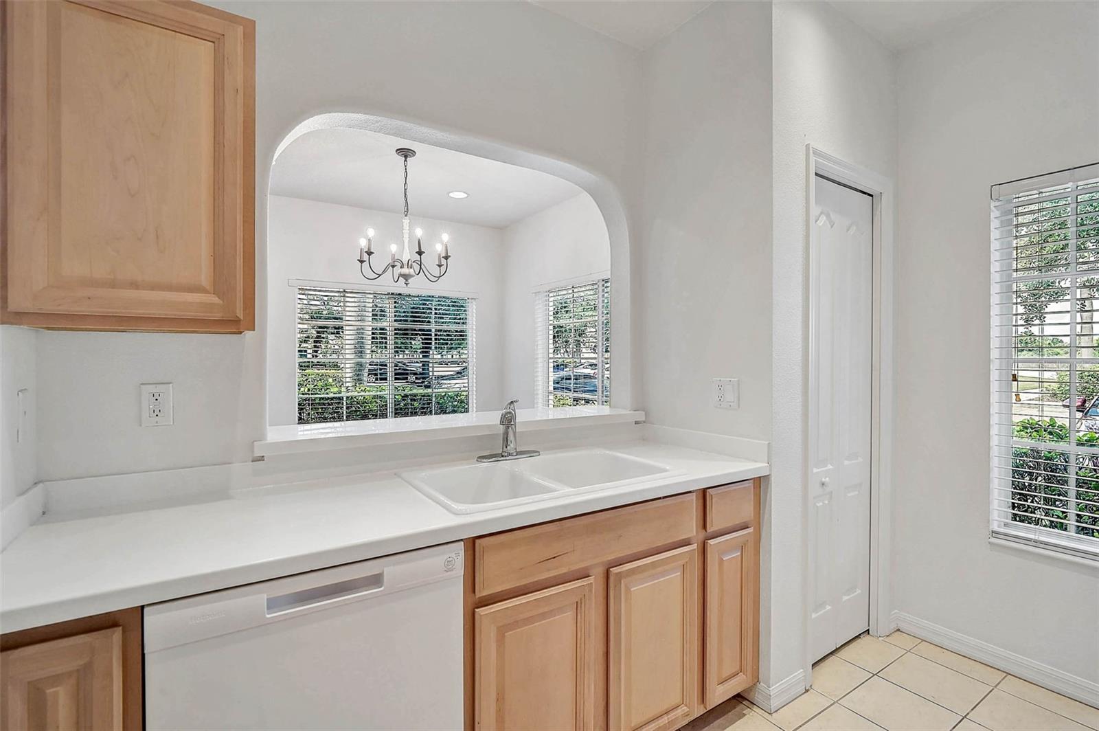 THE TWNHMS AT LIGHTHOUSE COVE IV - Residential