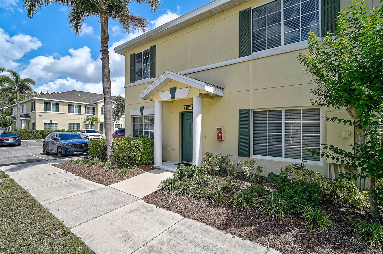 THE TWNHMS AT LIGHTHOUSE COVE IV - Residential