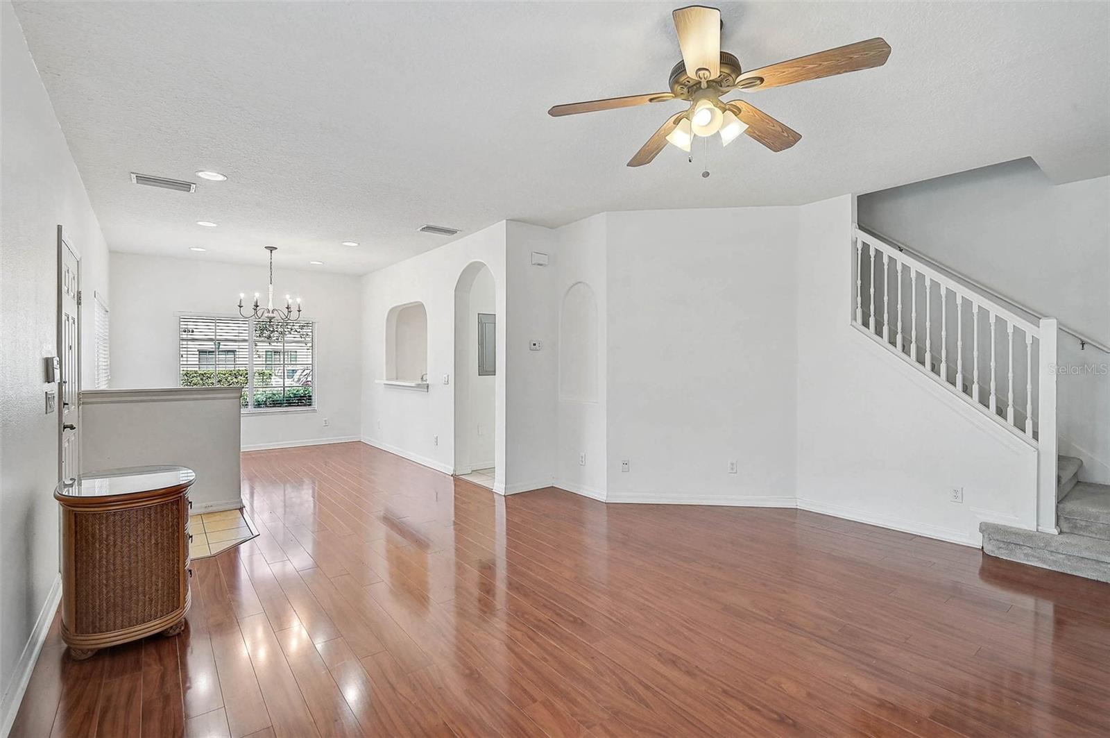 THE TWNHMS AT LIGHTHOUSE COVE IV - Residential