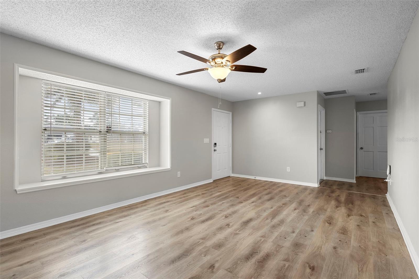 DELTONA LAKES UNIT 07 - Residential