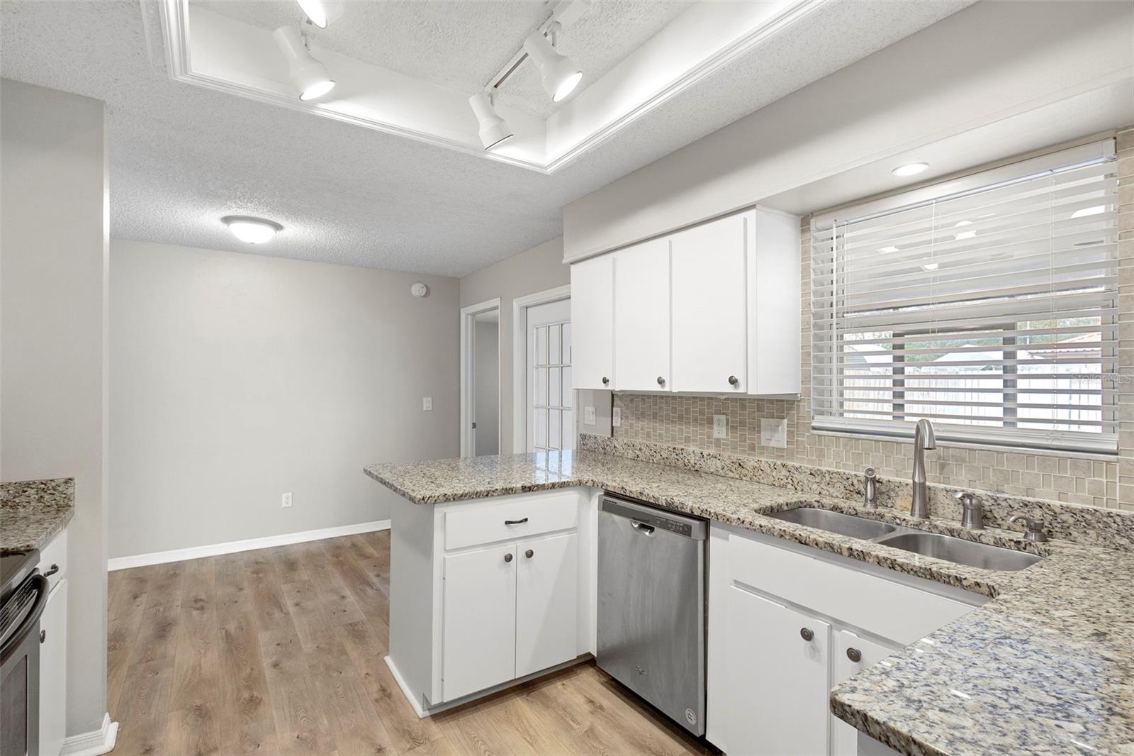 DELTONA LAKES UNIT 07 - Residential