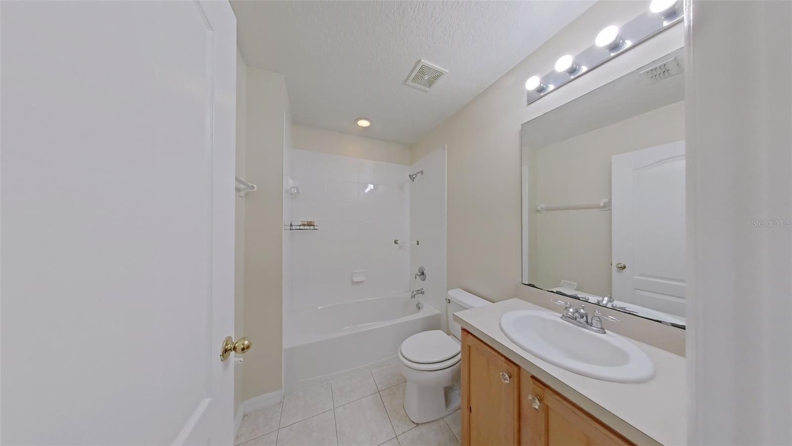 HAMLET AT WEST HAVEN - Residential Lease