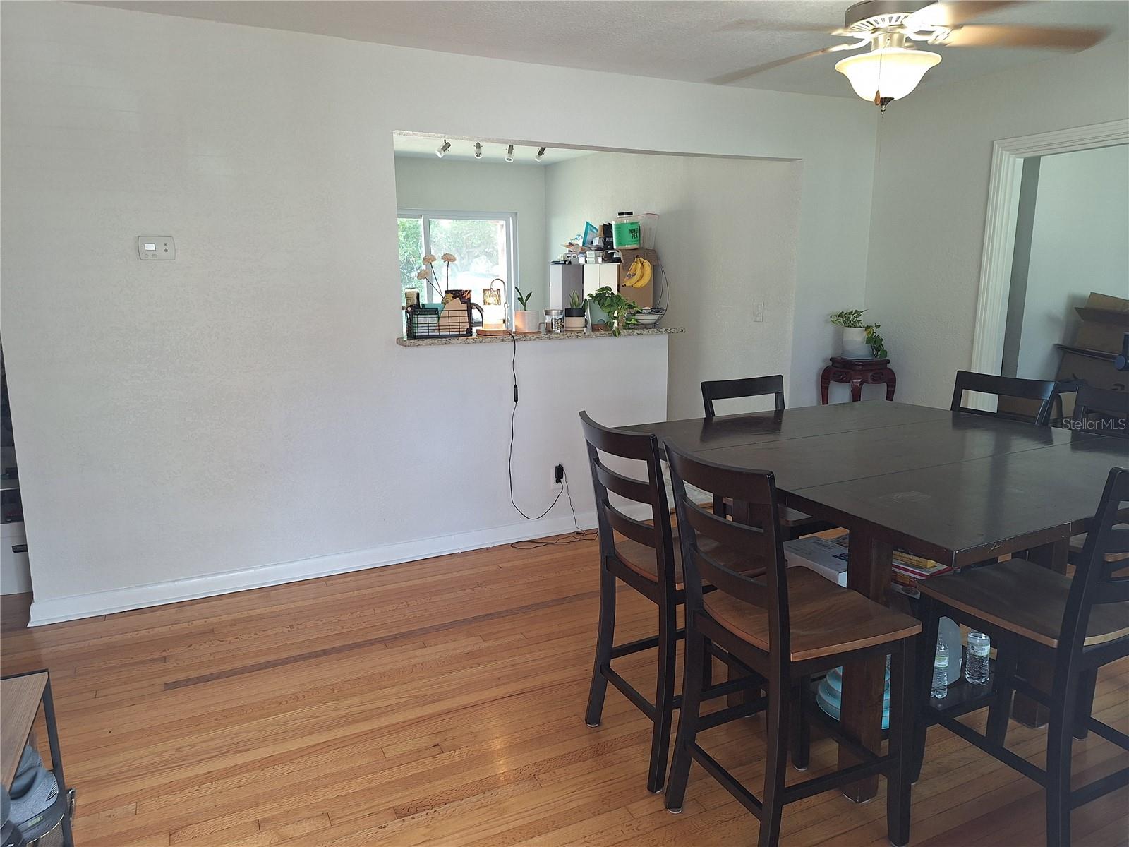 401 S PEGASUS AVENUE