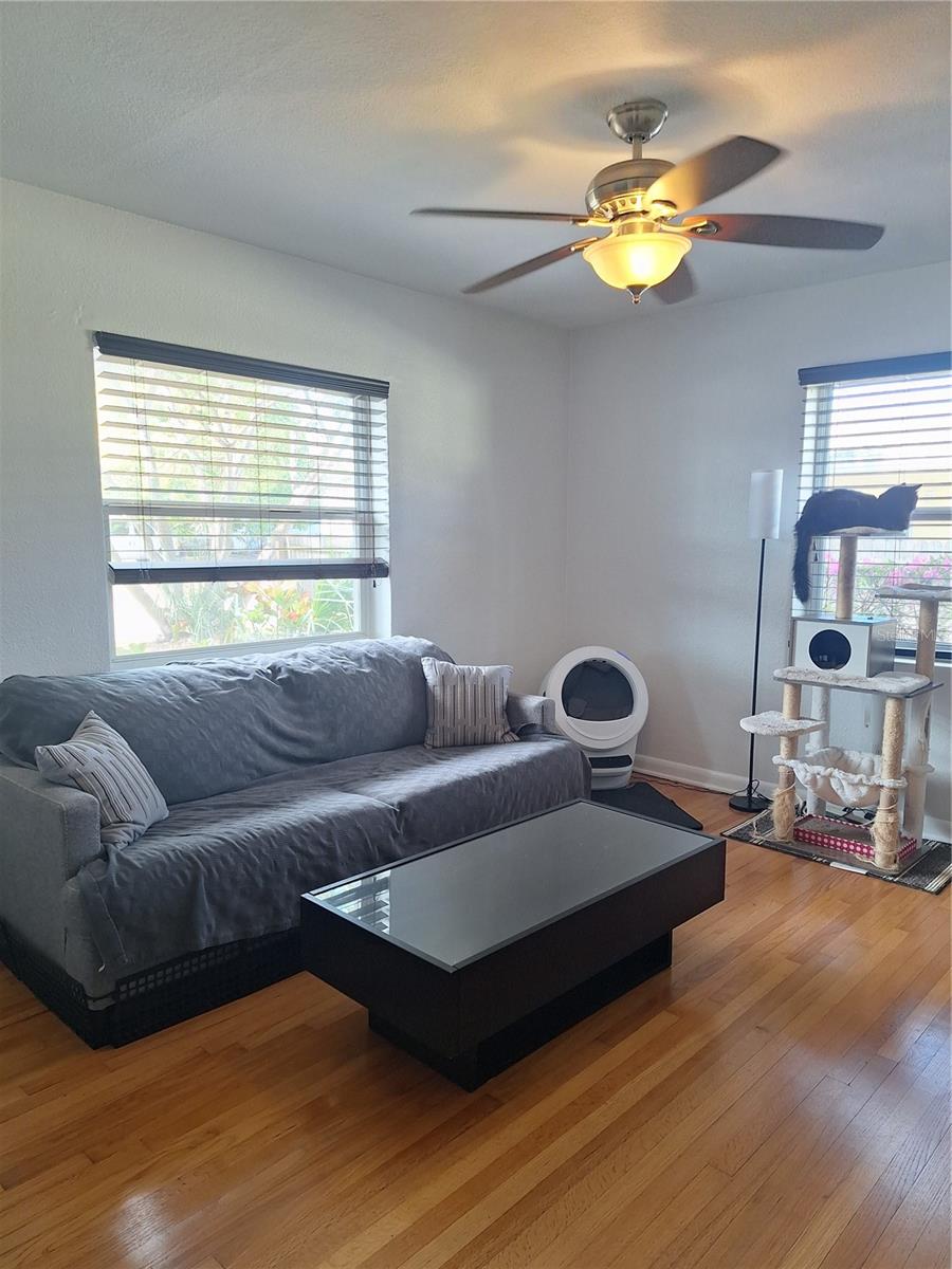 SKYCREST - Residential