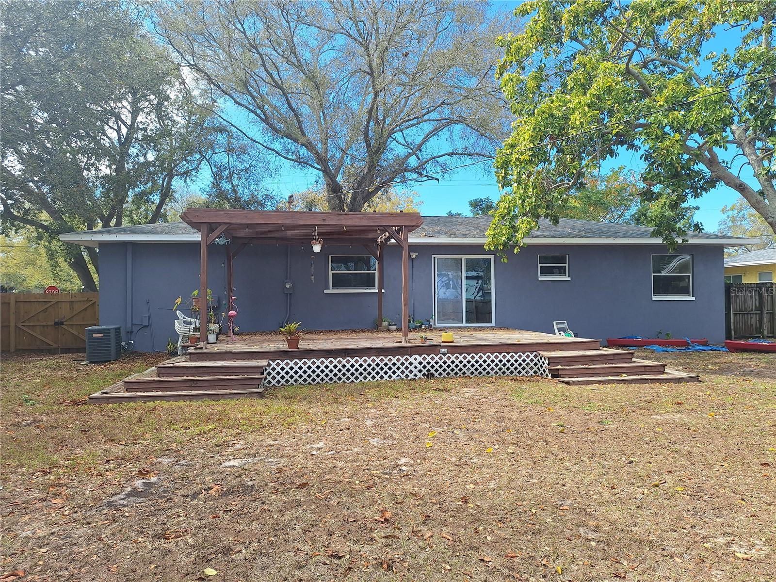 SKYCREST - Residential