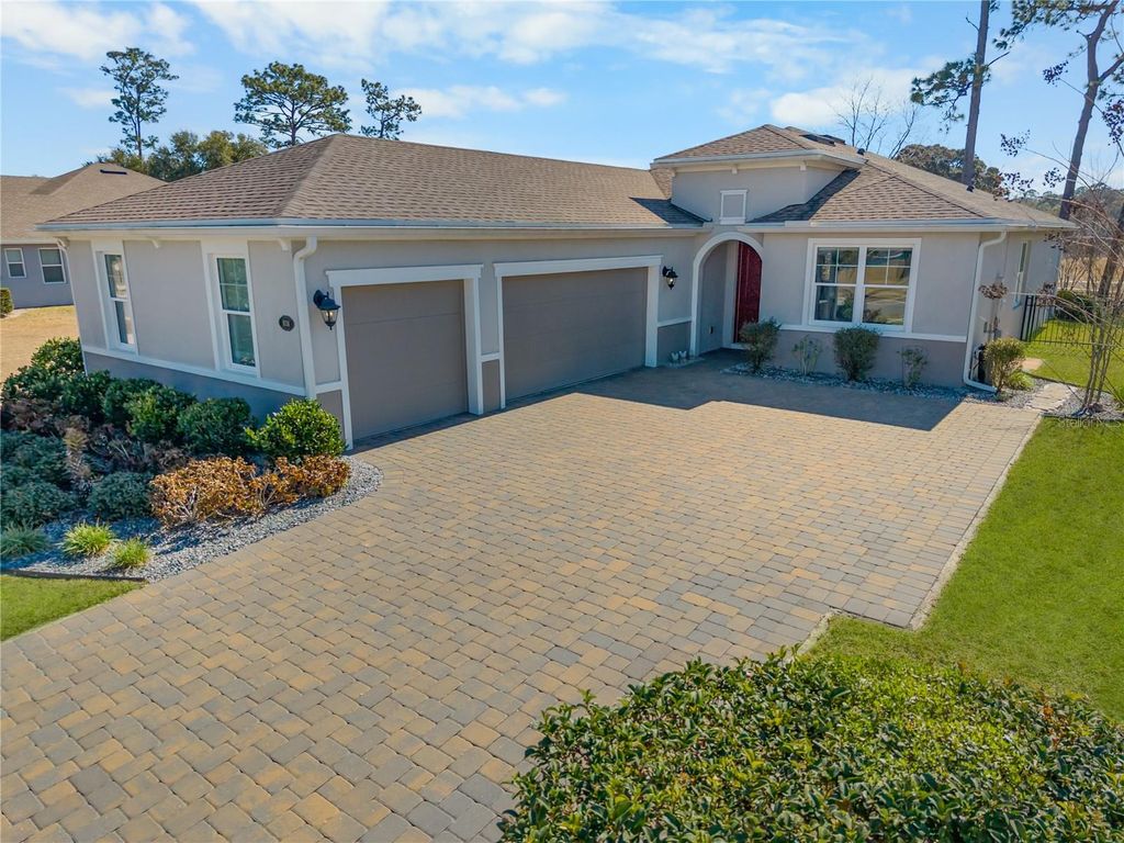 Photo of 1038 Victoria Hills Drive S, Deland, FL 32724 (MLS # V4947226)