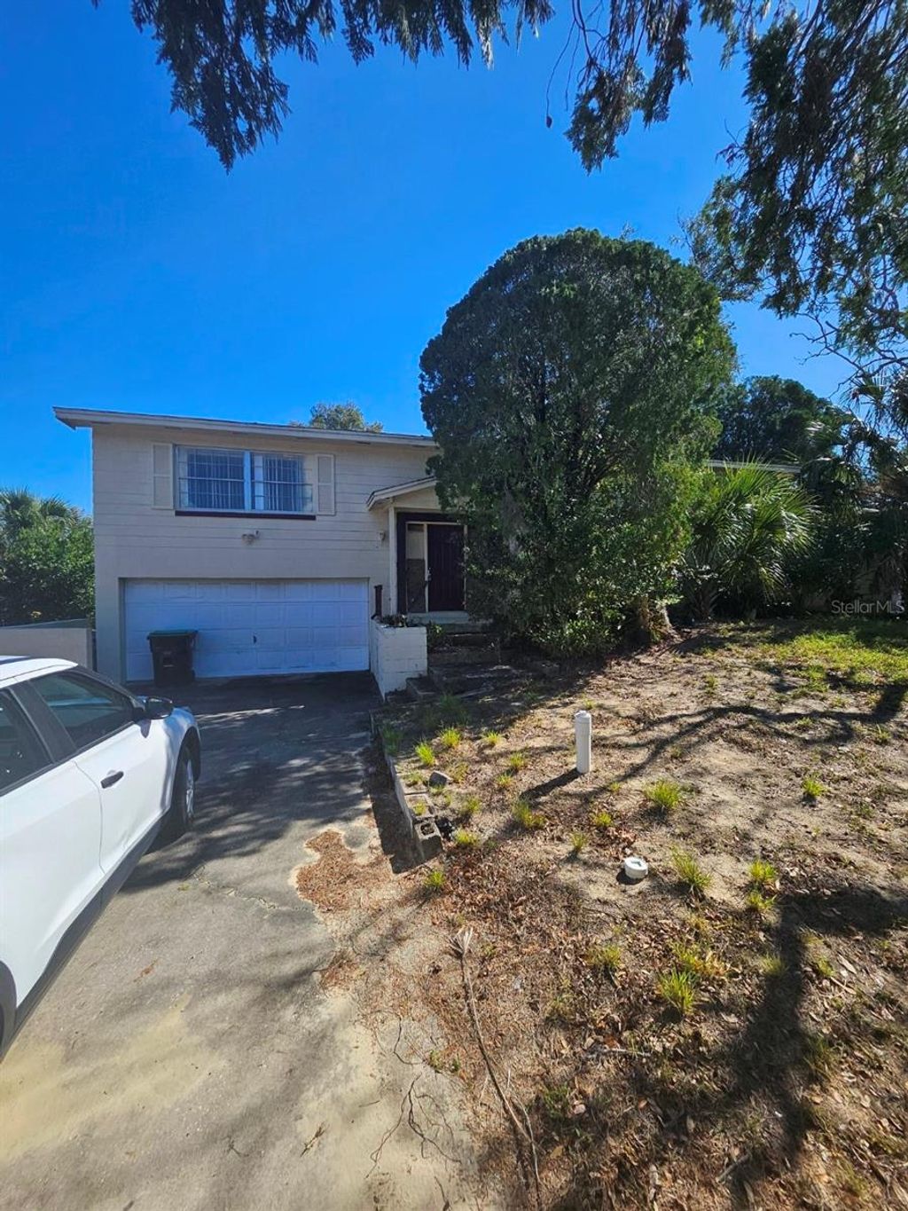 Photo of 1733 Hickorywood Lane, Orlando, FL 32818 (MLS # O6378250)