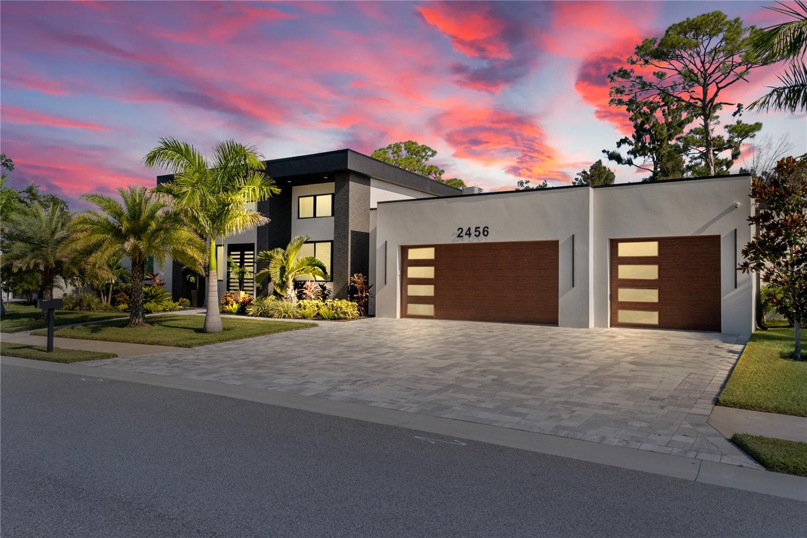 SHORELINE - Residential