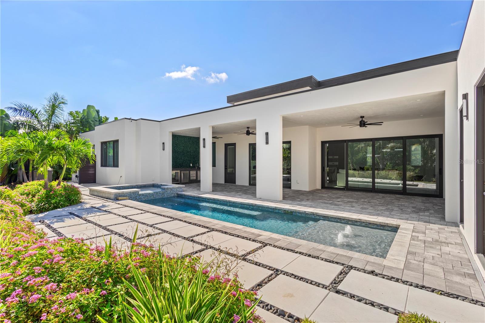 SHORELINE - Residential