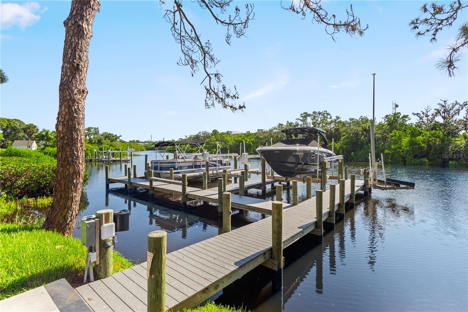 SHORELINE - Residential