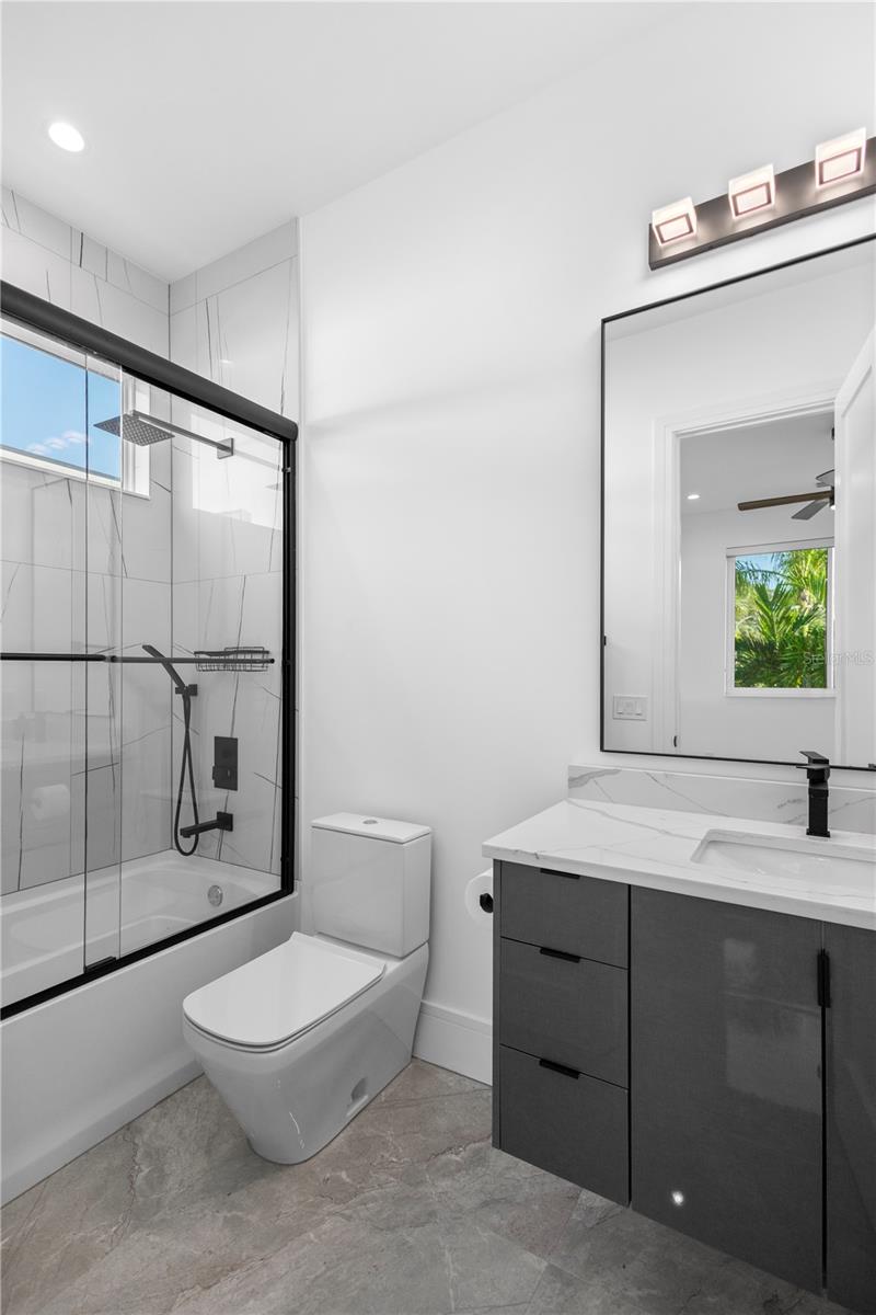 SHORELINE - Residential