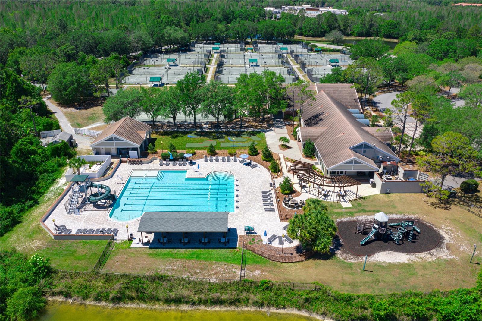 HUNTERS GREEN - Residential