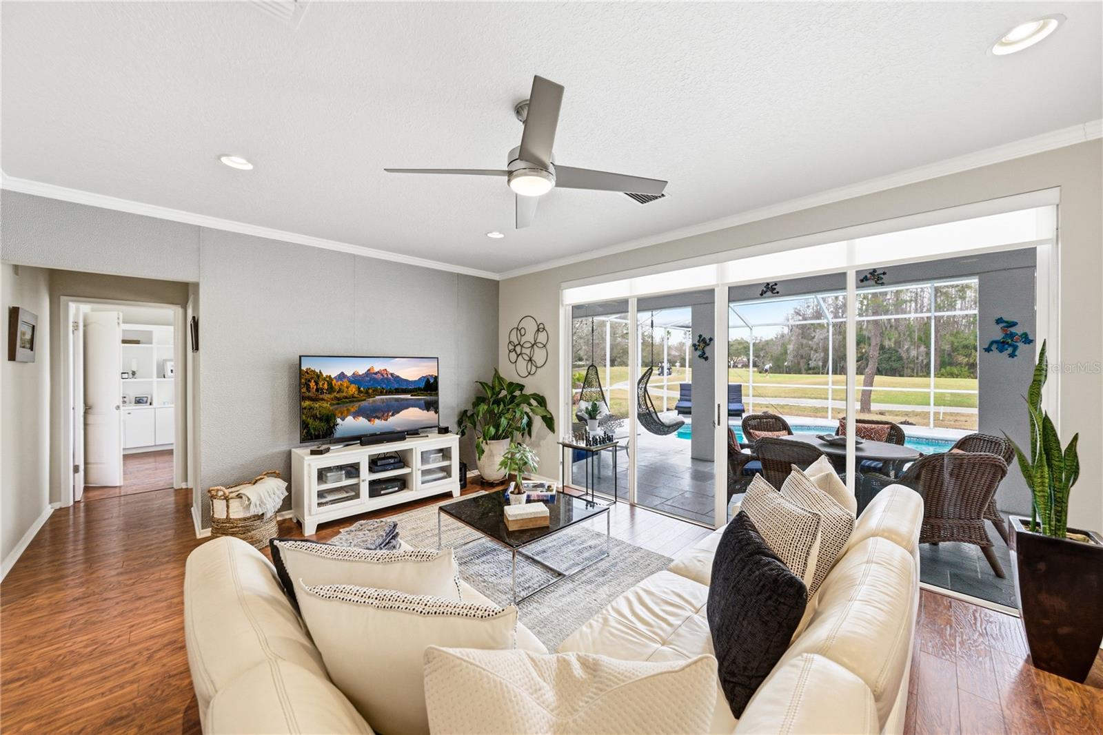 HUNTERS GREEN - Residential