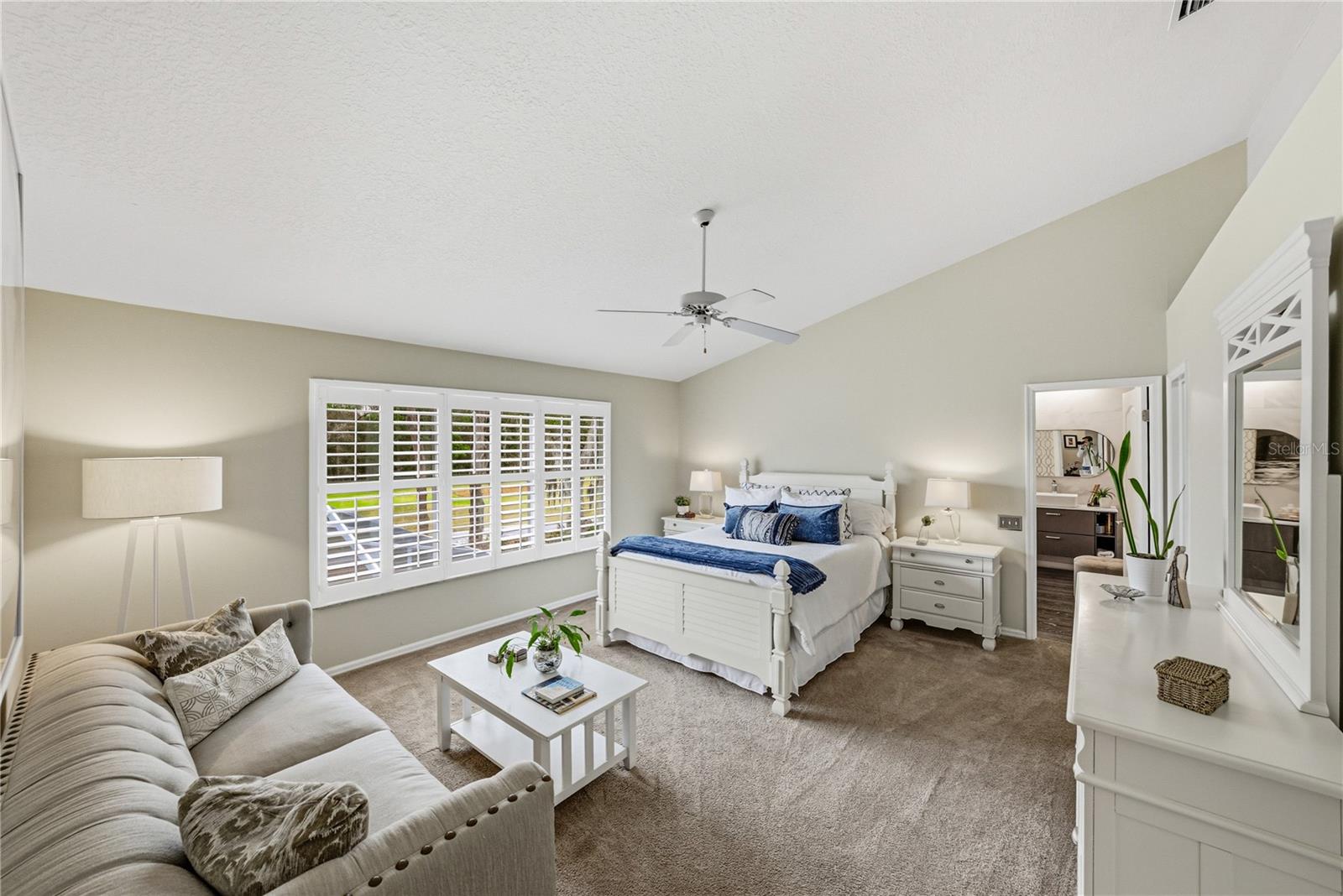 HUNTERS GREEN - Residential