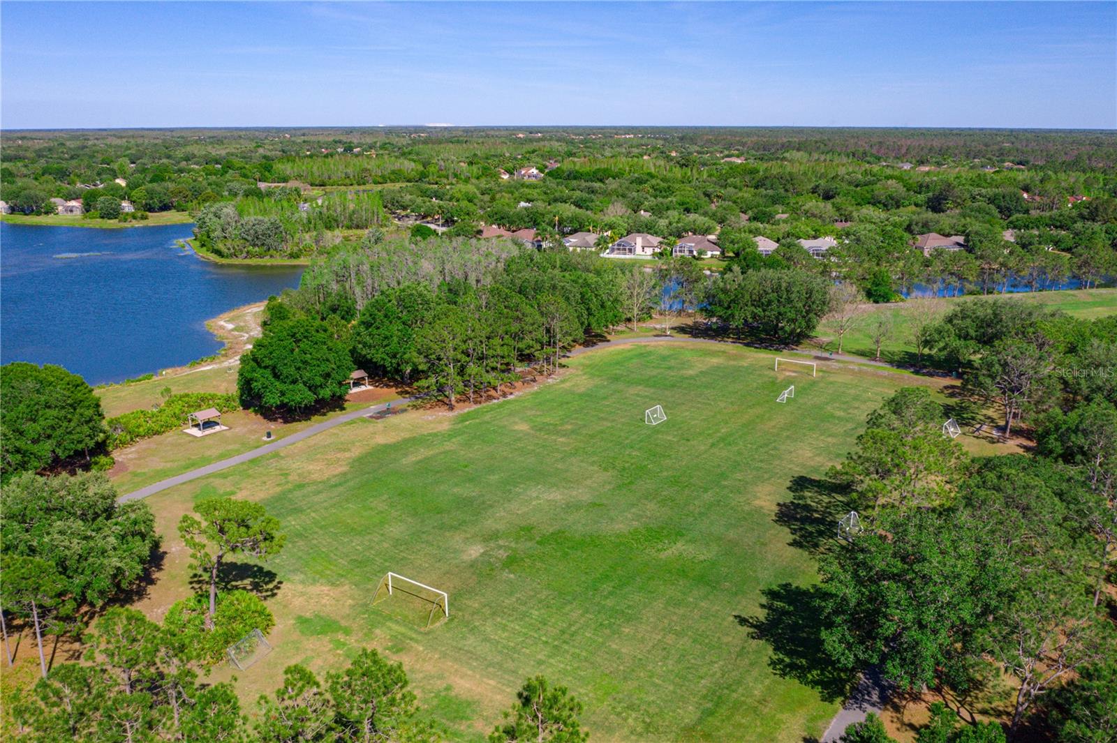 HUNTERS GREEN - Residential