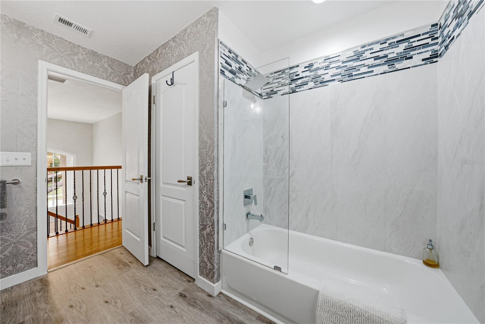 HUNTERS GREEN - Residential