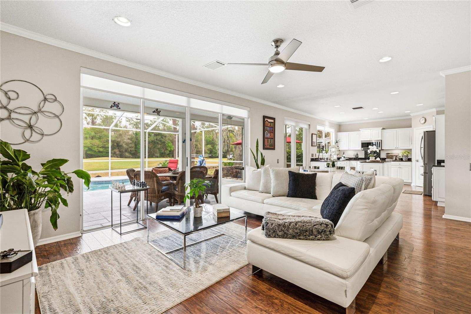 HUNTERS GREEN - Residential