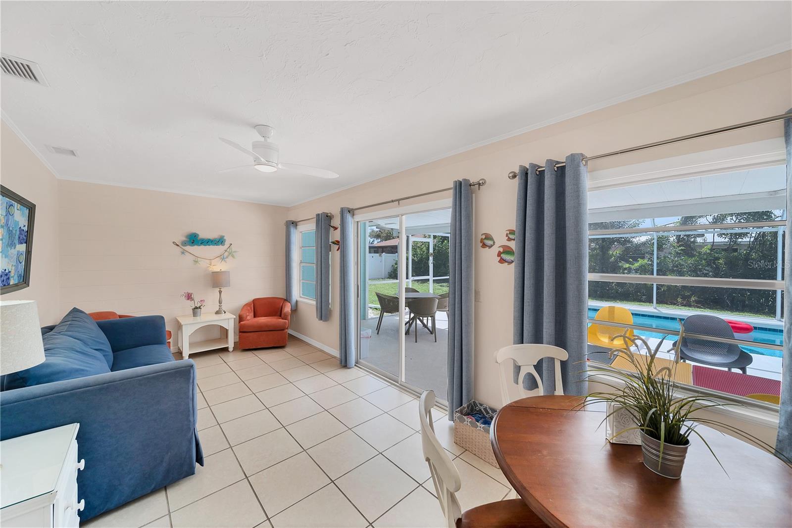 SOUTH VENICE - Residential