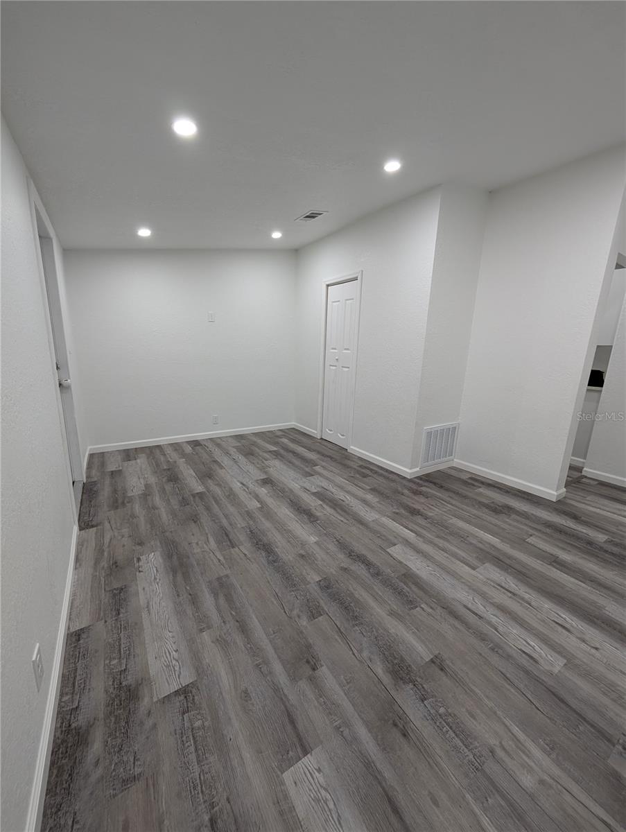 UNPLATTED - Residential