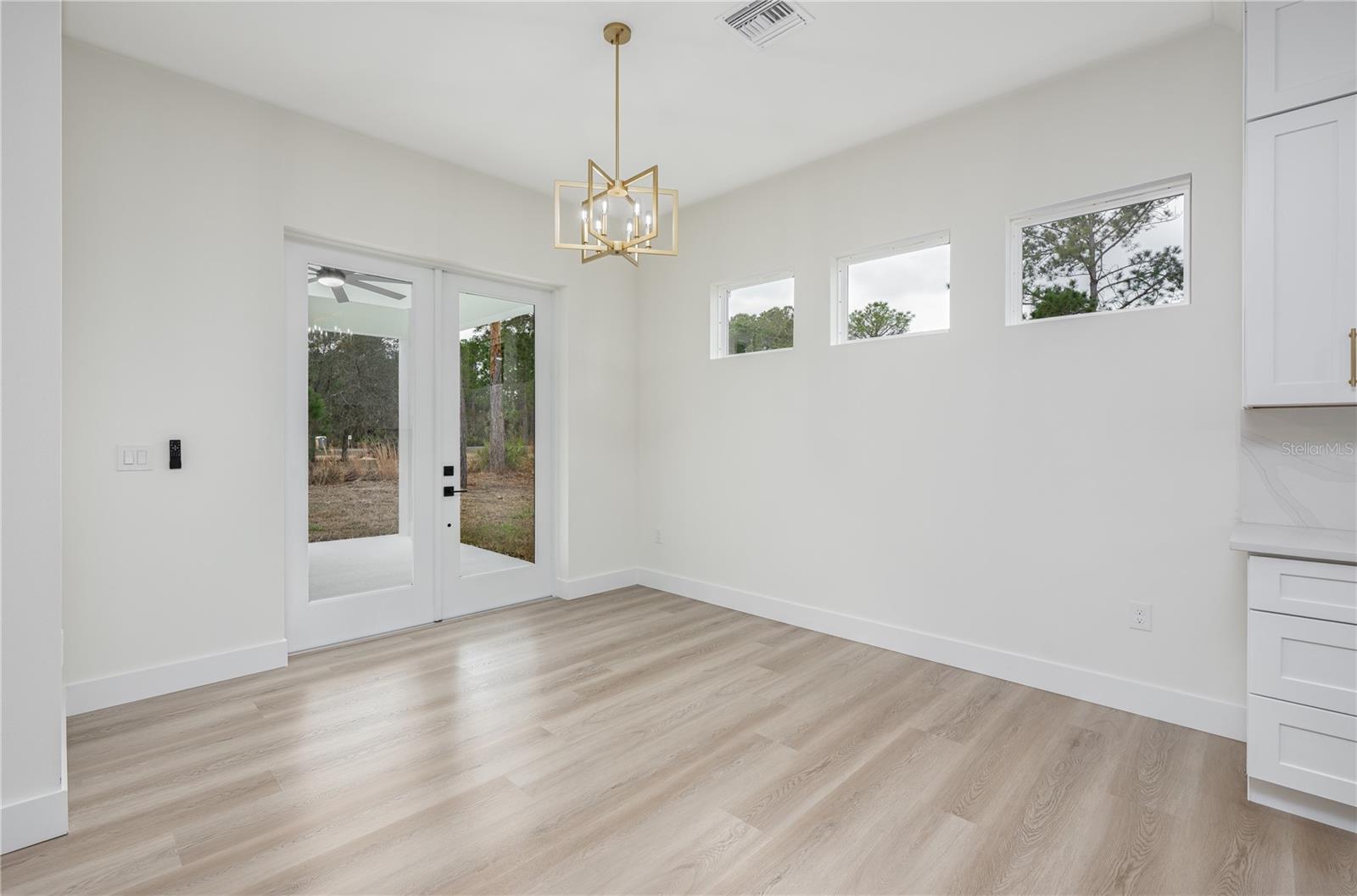 ROYAL TRAILS UNIT 01 - Residential