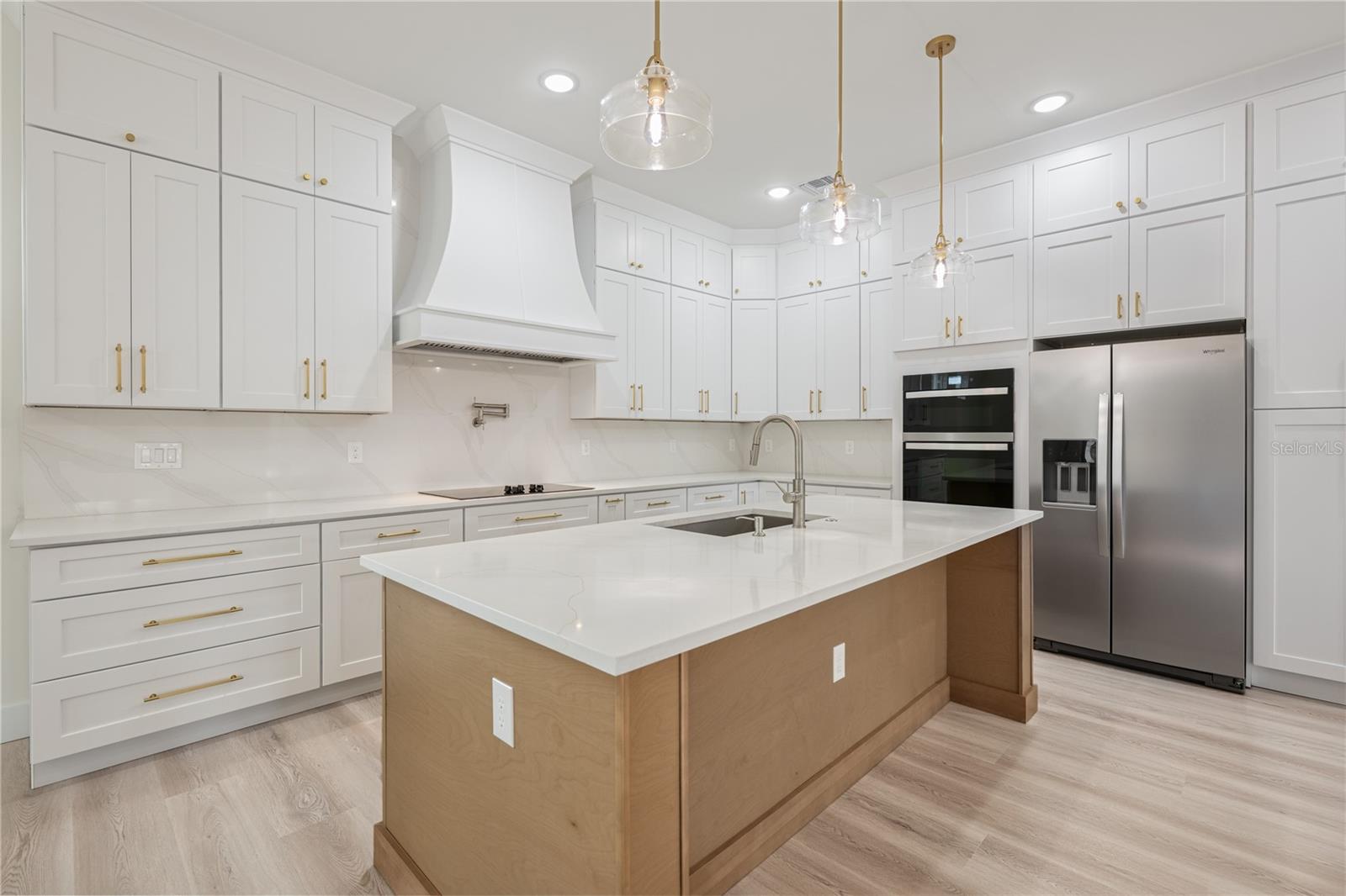 ROYAL TRAILS UNIT 01 - Residential