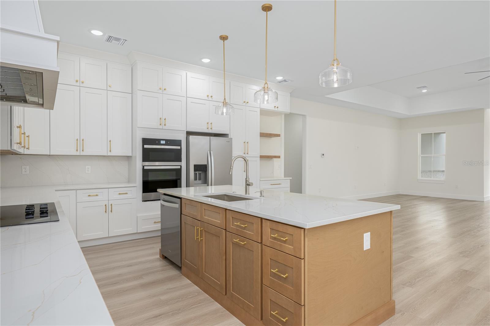 ROYAL TRAILS UNIT 01 - Residential