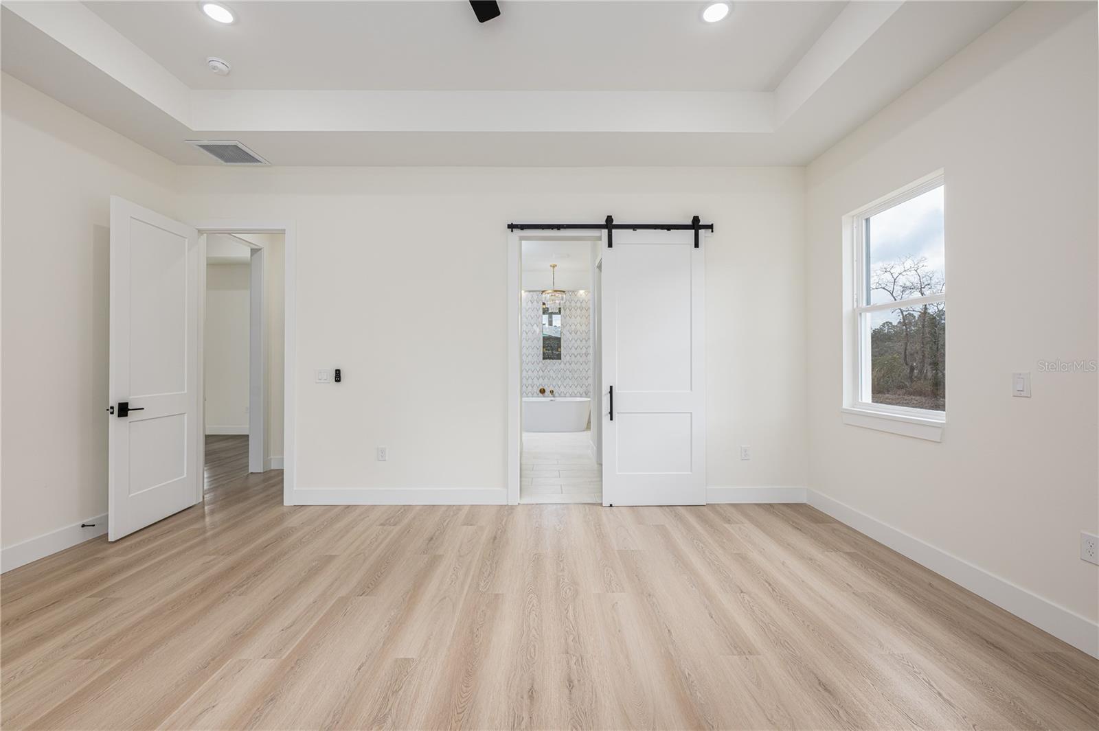 ROYAL TRAILS UNIT 01 - Residential