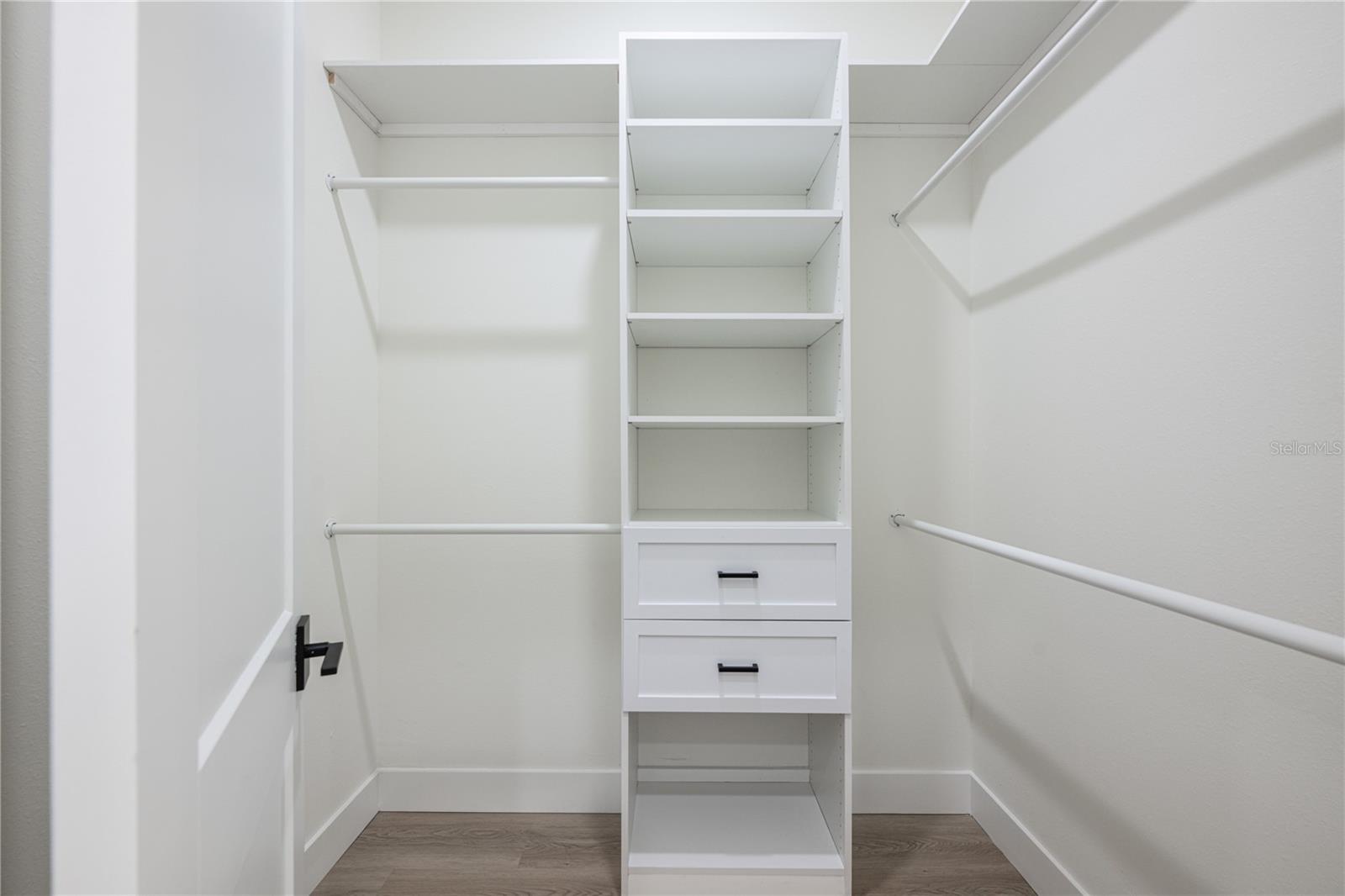 ROYAL TRAILS UNIT 01 - Residential