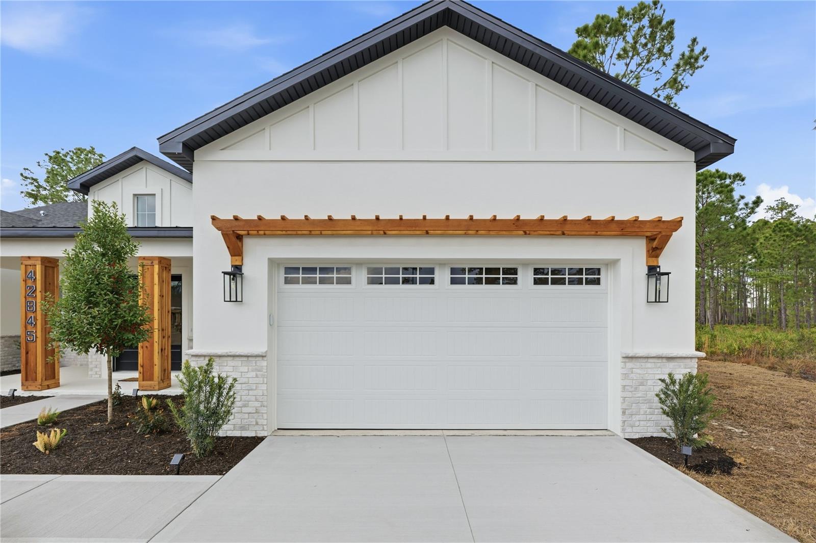 ROYAL TRAILS UNIT 01 - Residential