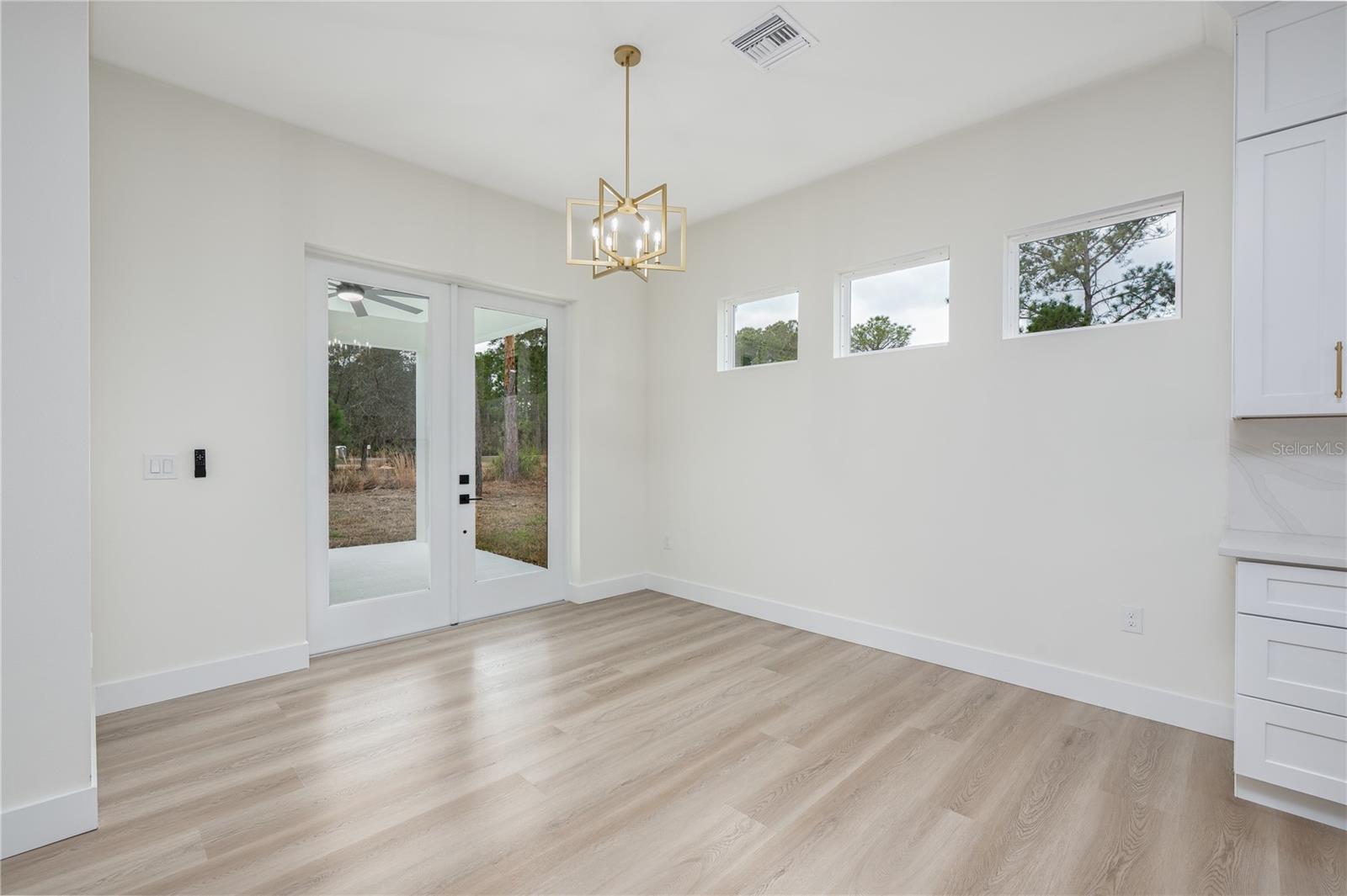 ROYAL TRAILS UNIT 01 - Residential