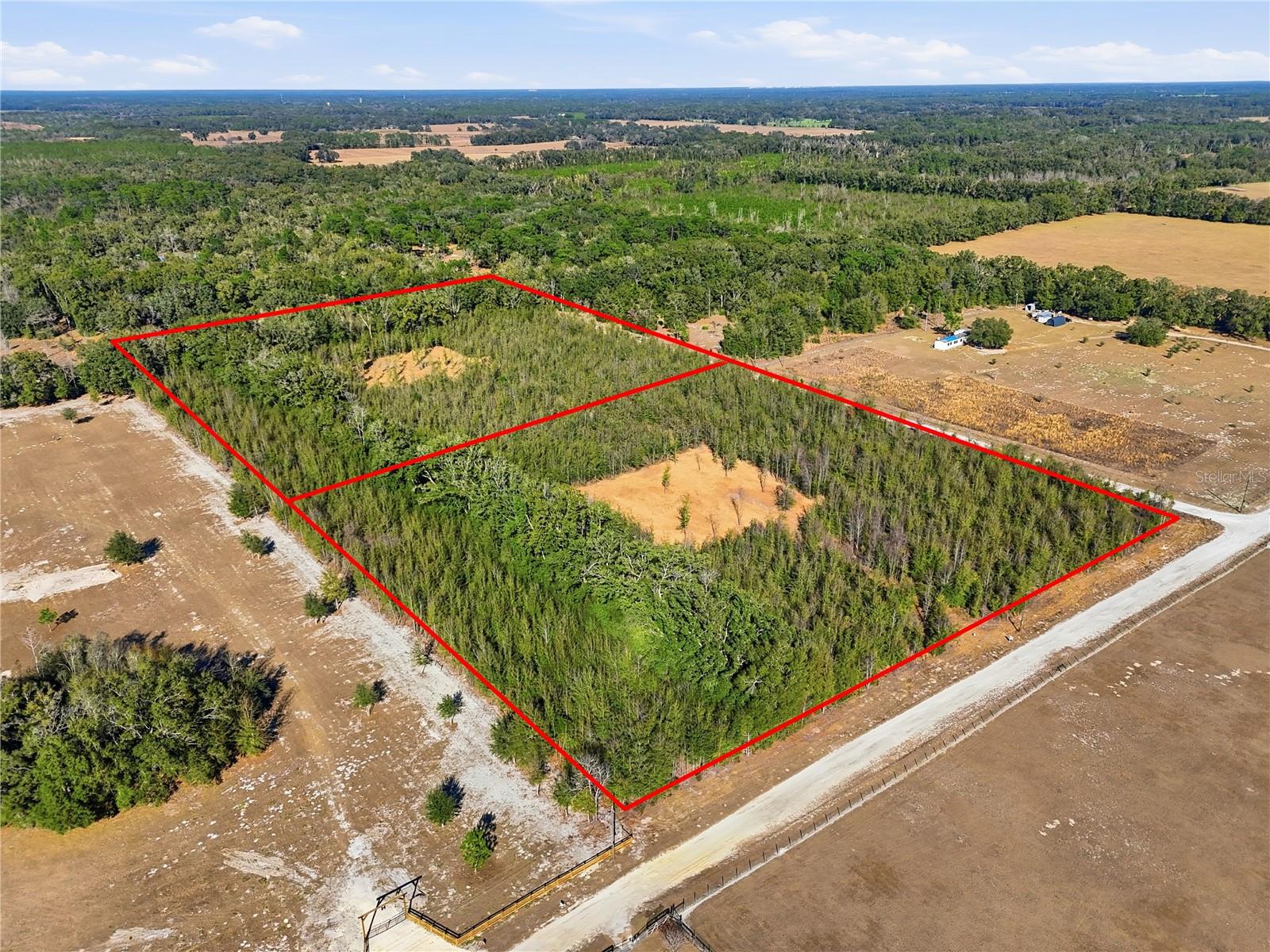 HOLIDAY FARMS - Land