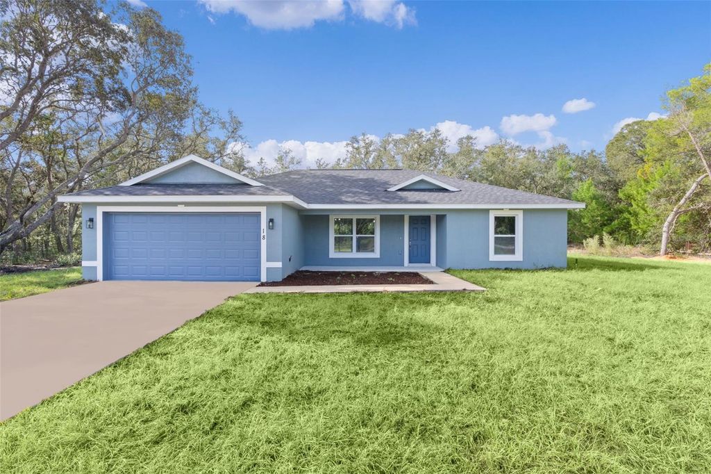 Photo of 18 Fisher Terrace Way, Ocklawaha, FL 32179 (MLS # G5103082)