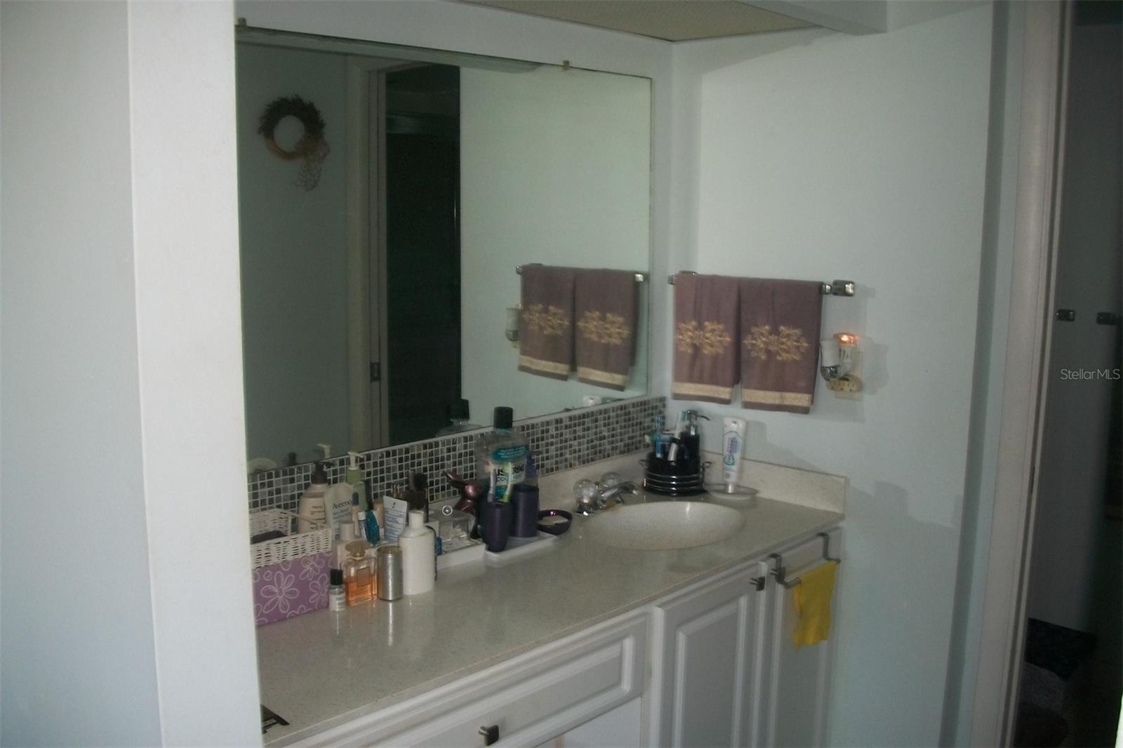 COVE CAY 26-16 VILLAGE I - Residential