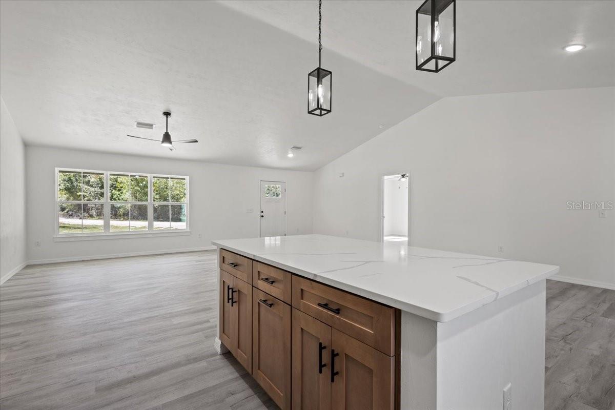 HIDDEN OAKS FIRST ADD - Residential