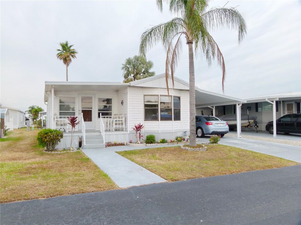 Photo of 1601 Us Highway 441 SE #135, Okeechobee, FL 34974 (MLS # OK225198)