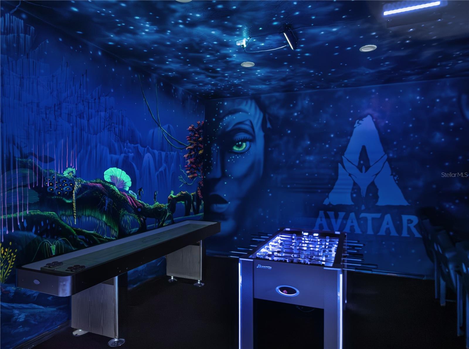 7816 LOXAHATCHEE COURT