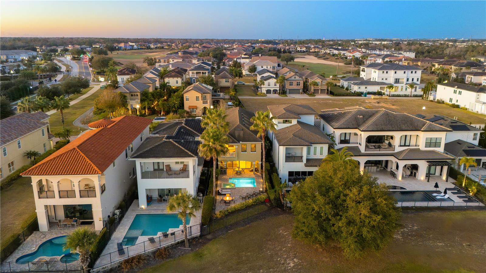 REUNION WEST VLGS NORTH - Residential