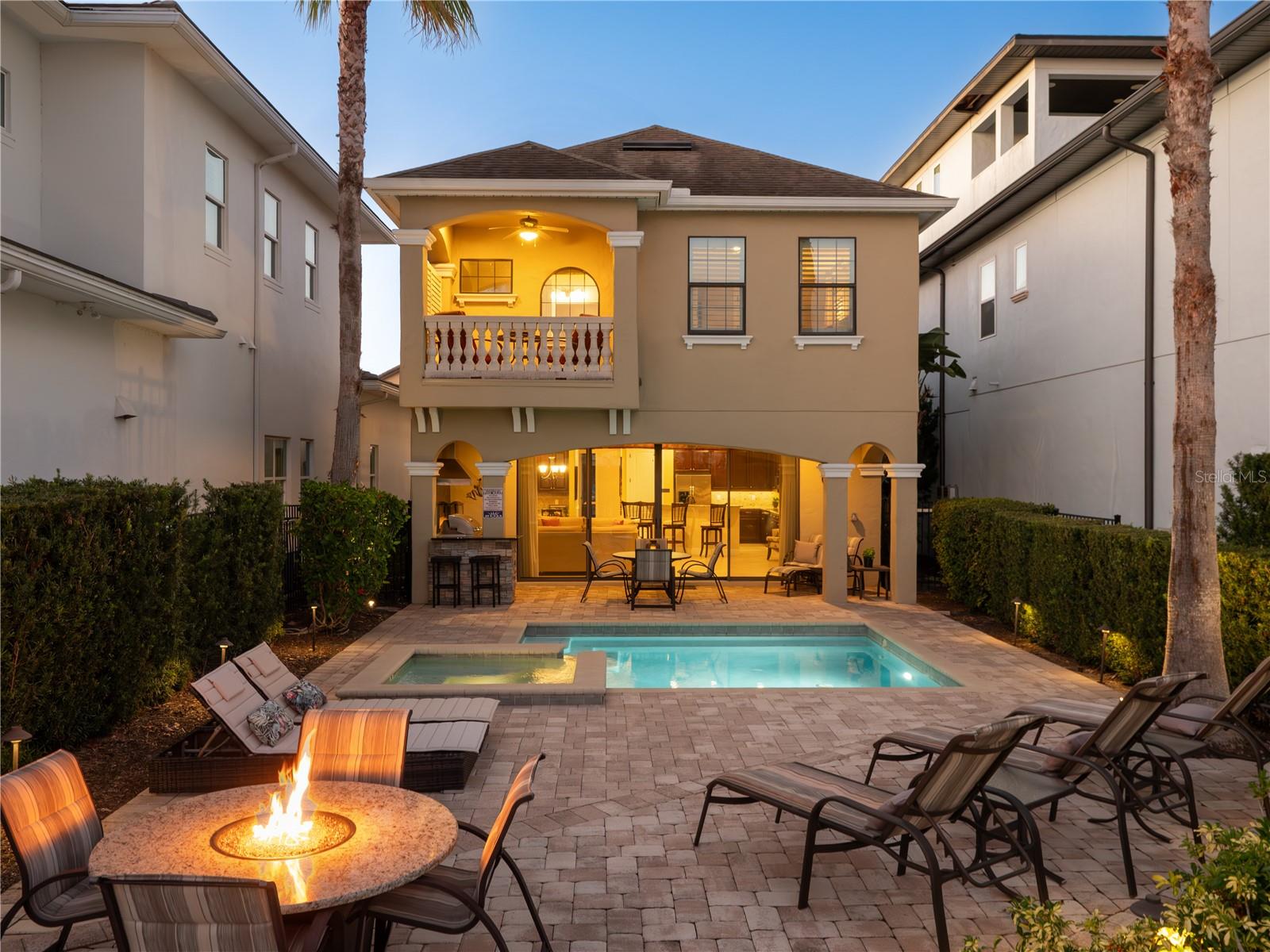 REUNION WEST VLGS NORTH - Residential