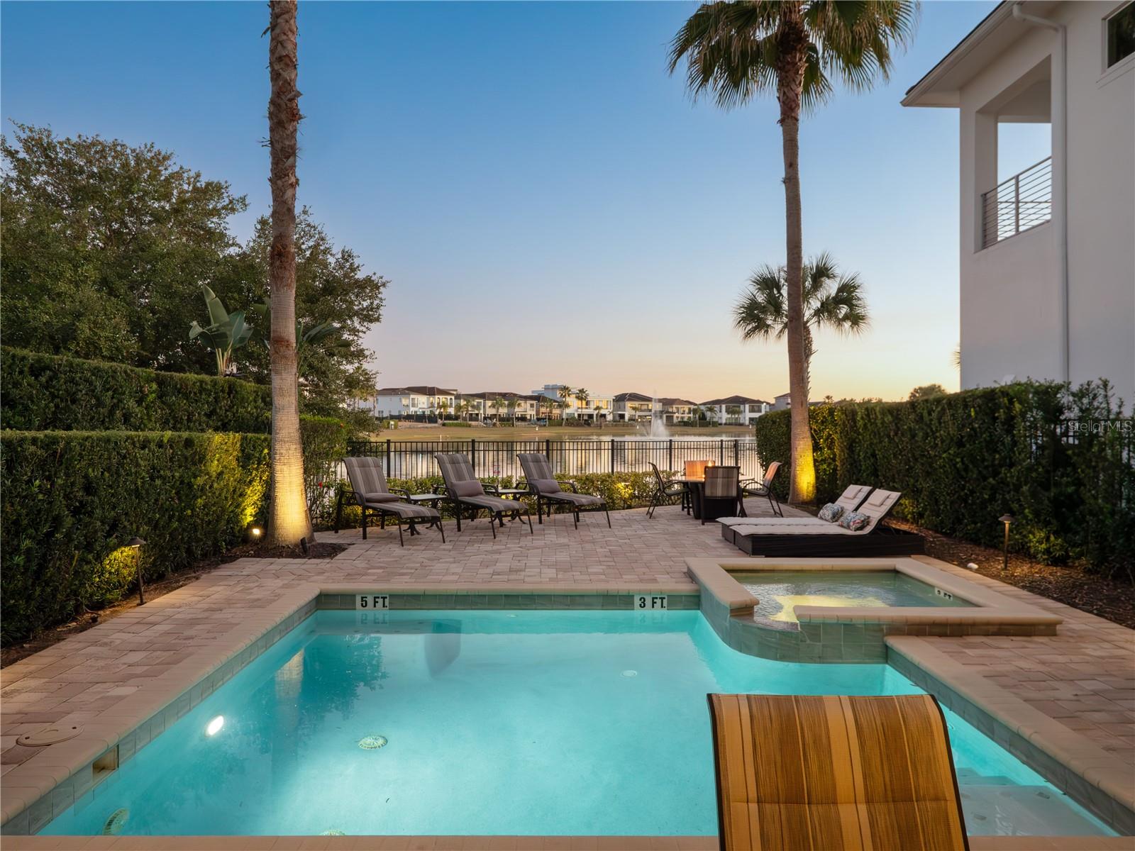 REUNION WEST VLGS NORTH - Residential