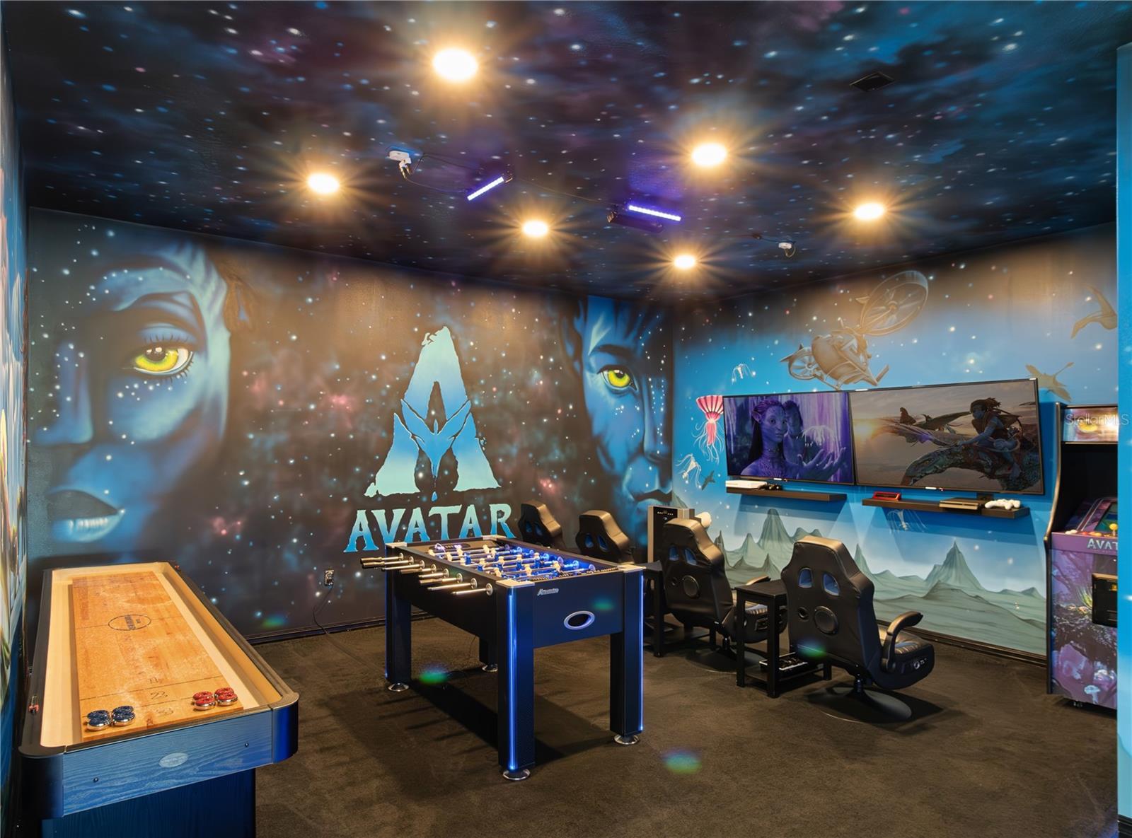 7816 LOXAHATCHEE COURT