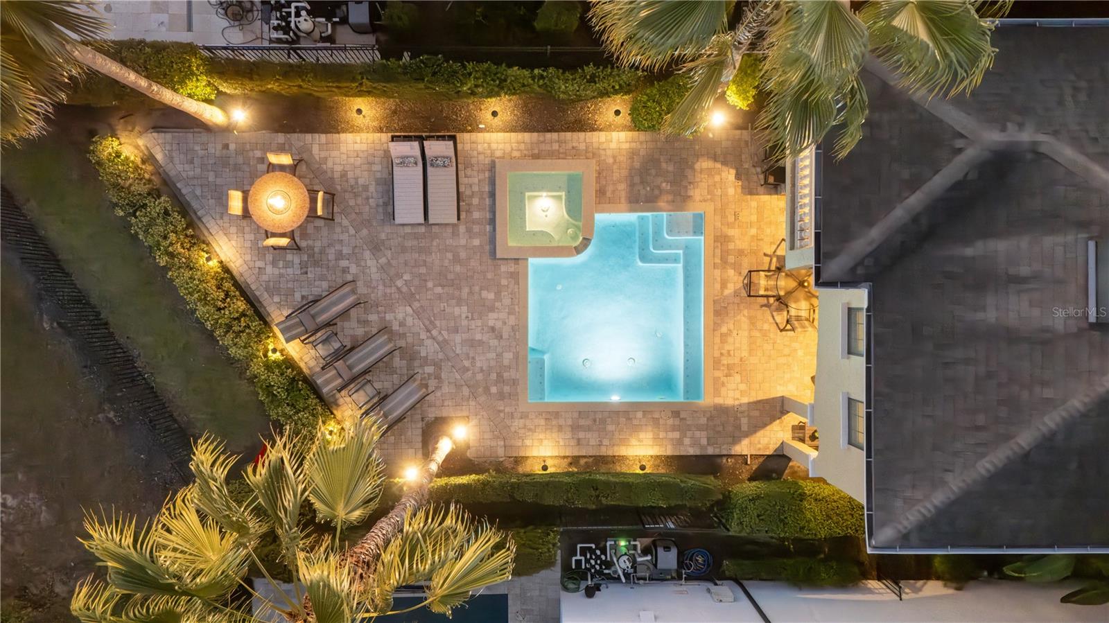 REUNION WEST VLGS NORTH - Residential