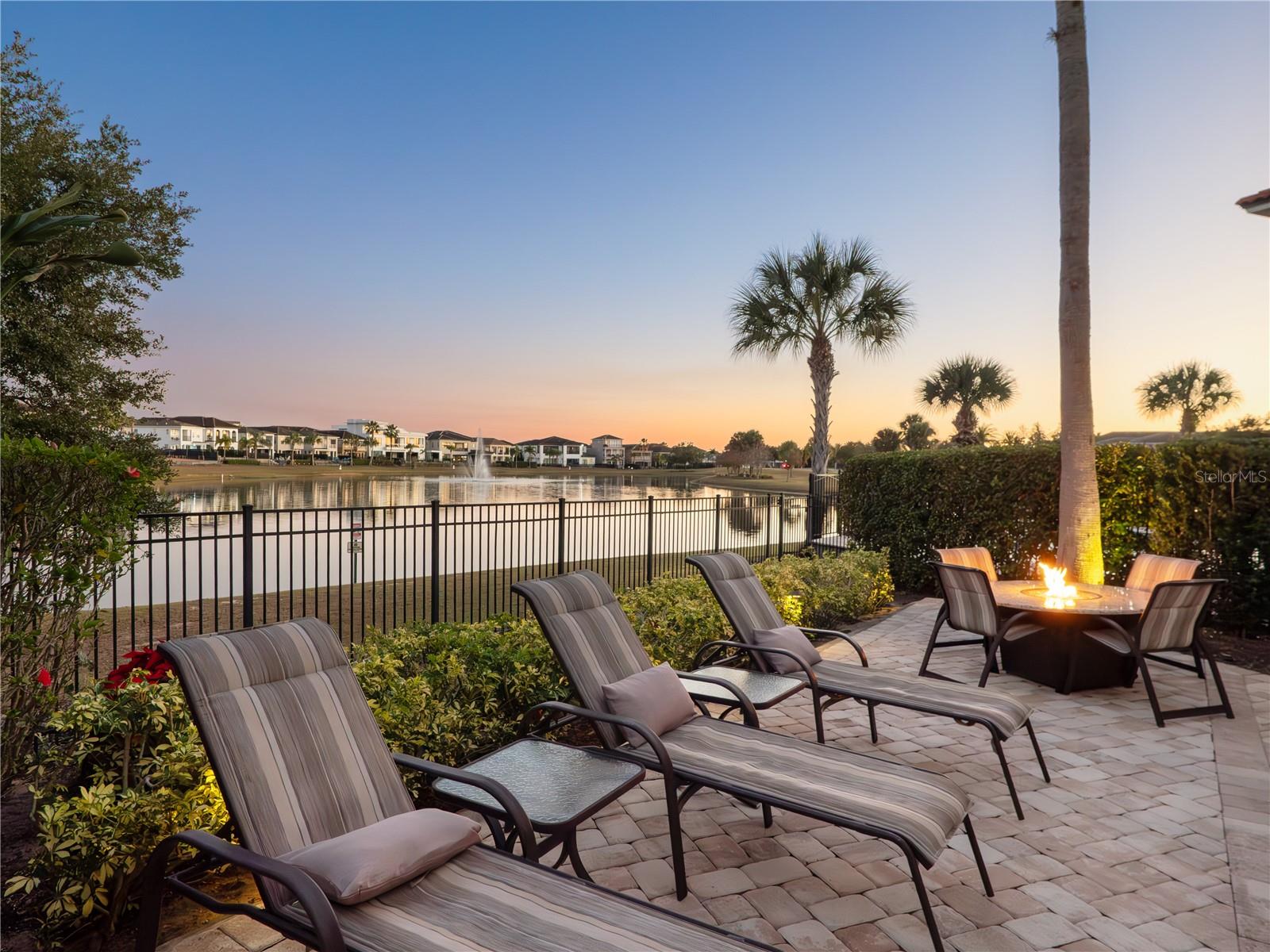 REUNION WEST VLGS NORTH - Residential