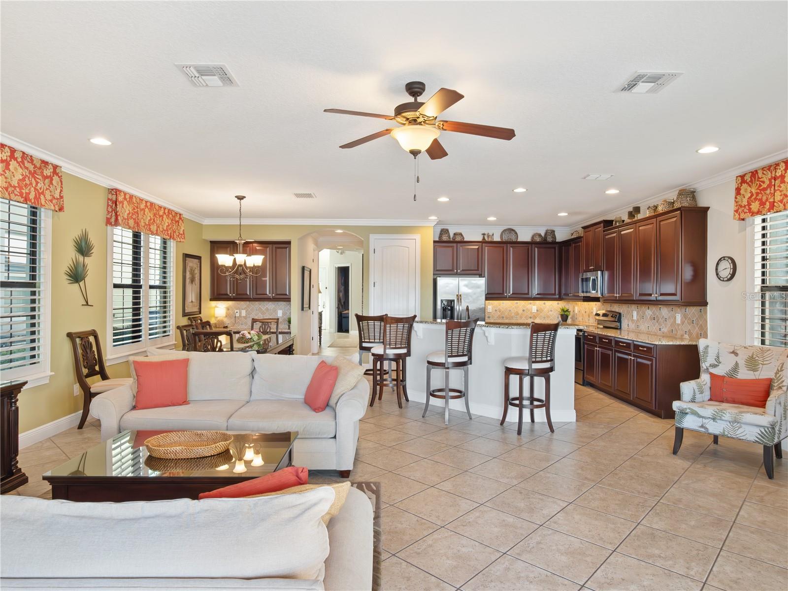 REUNION WEST VLGS NORTH - Residential