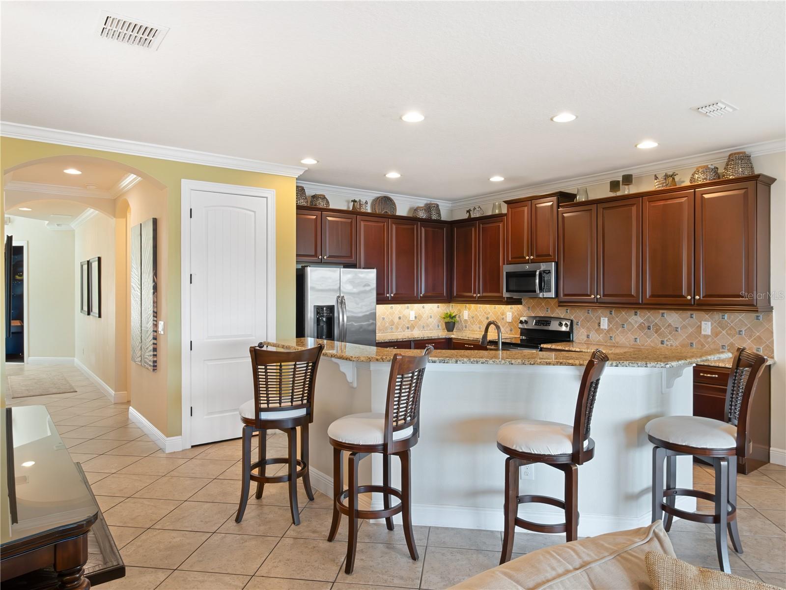 REUNION WEST VLGS NORTH - Residential