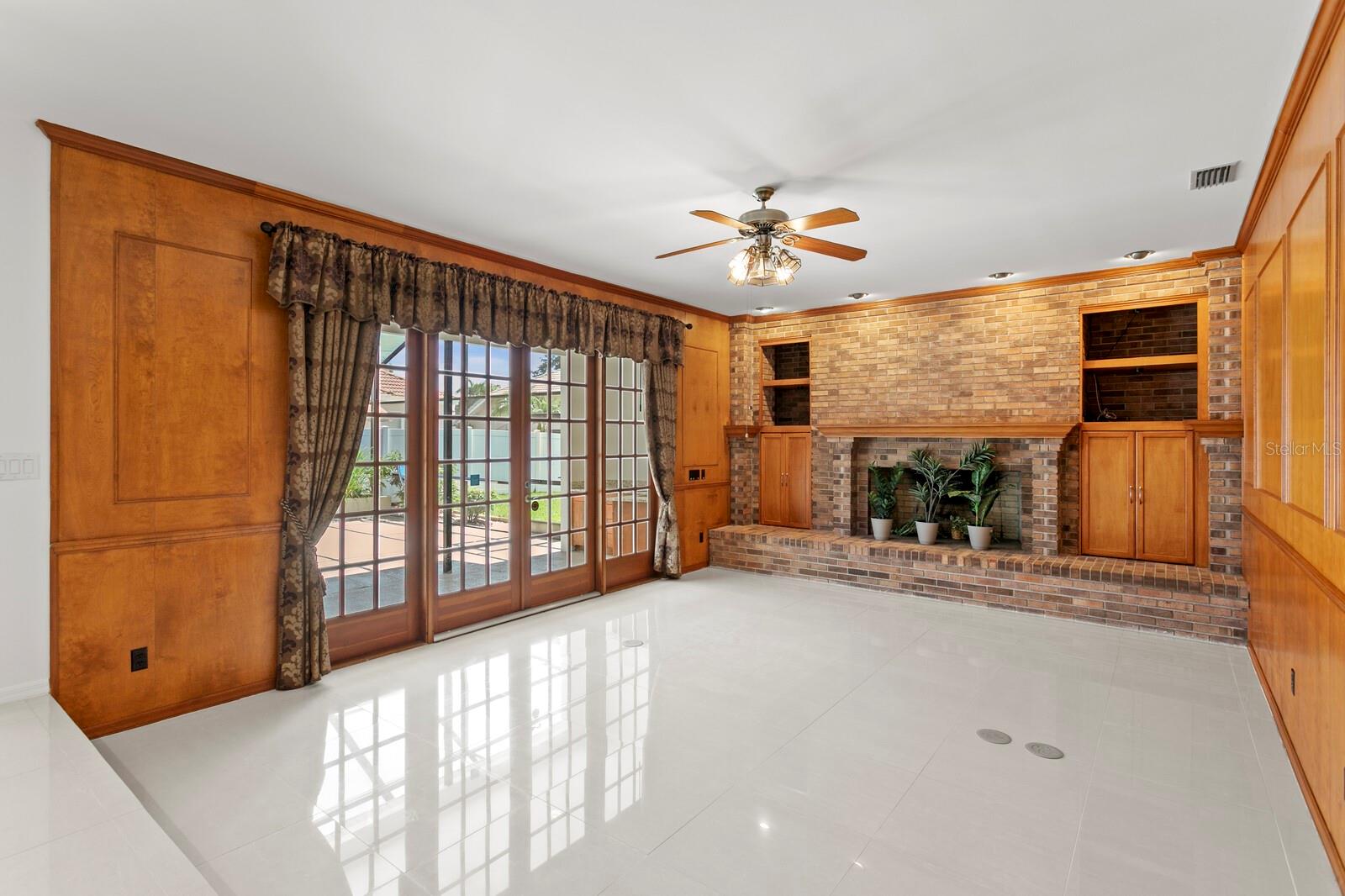 7114 PELICAN ISLAND DRIVE