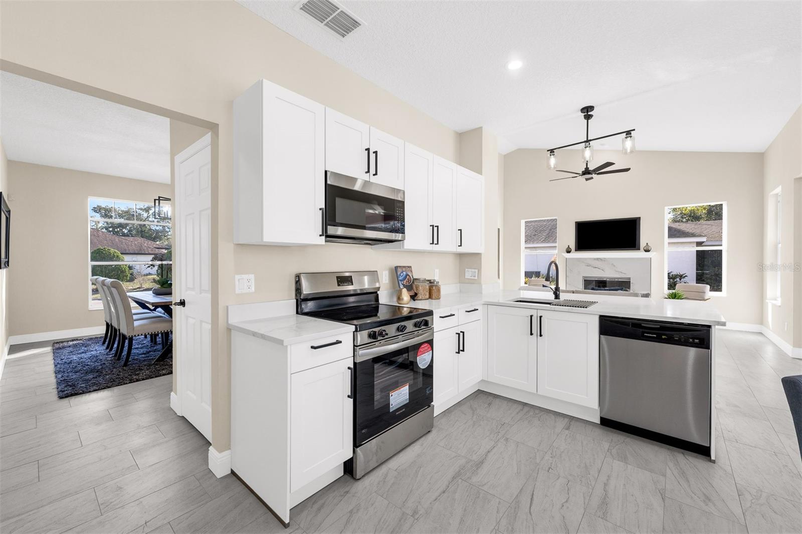 HIAWASSEE OAKS - Residential